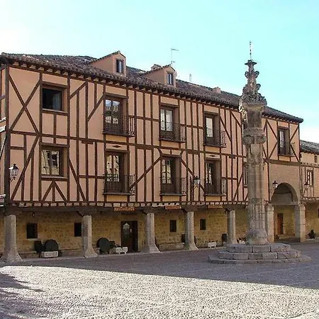 Hotel Restaurante Ducal 3*